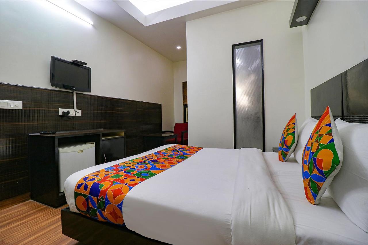 Fabhotel La Ola Нью-Дели Экстерьер фото