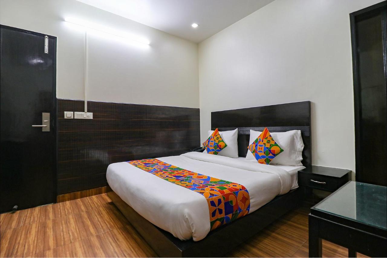 Fabhotel La Ola Нью-Дели Экстерьер фото